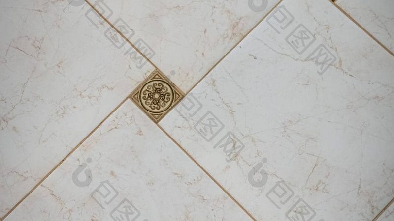 大理石瓷砖：表面材质的多样性与选择要点**