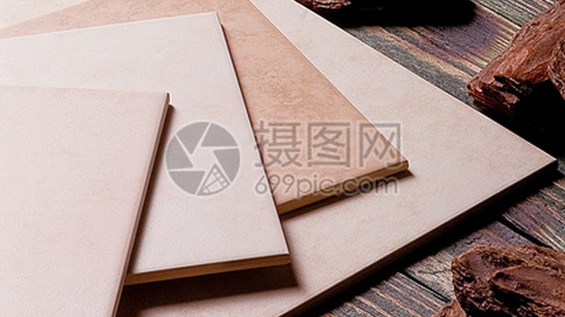 大板瓷砖胶定制：规格参数解析与选型逻辑